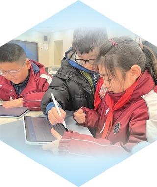四川省成都市龙江路小学中粮祥云分校人工智能自习室里,学生在自主学习。 何 啸摄(人民视觉)